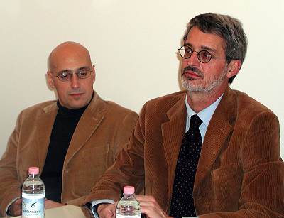 Piero Spirito e Roberto Bertinetti durante la presentazione del libro avvenuta il 9 dicembre 2003 presso la sede dell'Istituto Giuliano in via Trento, 15 - Trieste